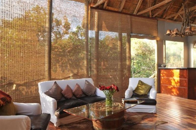 Buffalo Ridge Safari Lodge Madikwe Game Reserve Ngoại thất bức ảnh